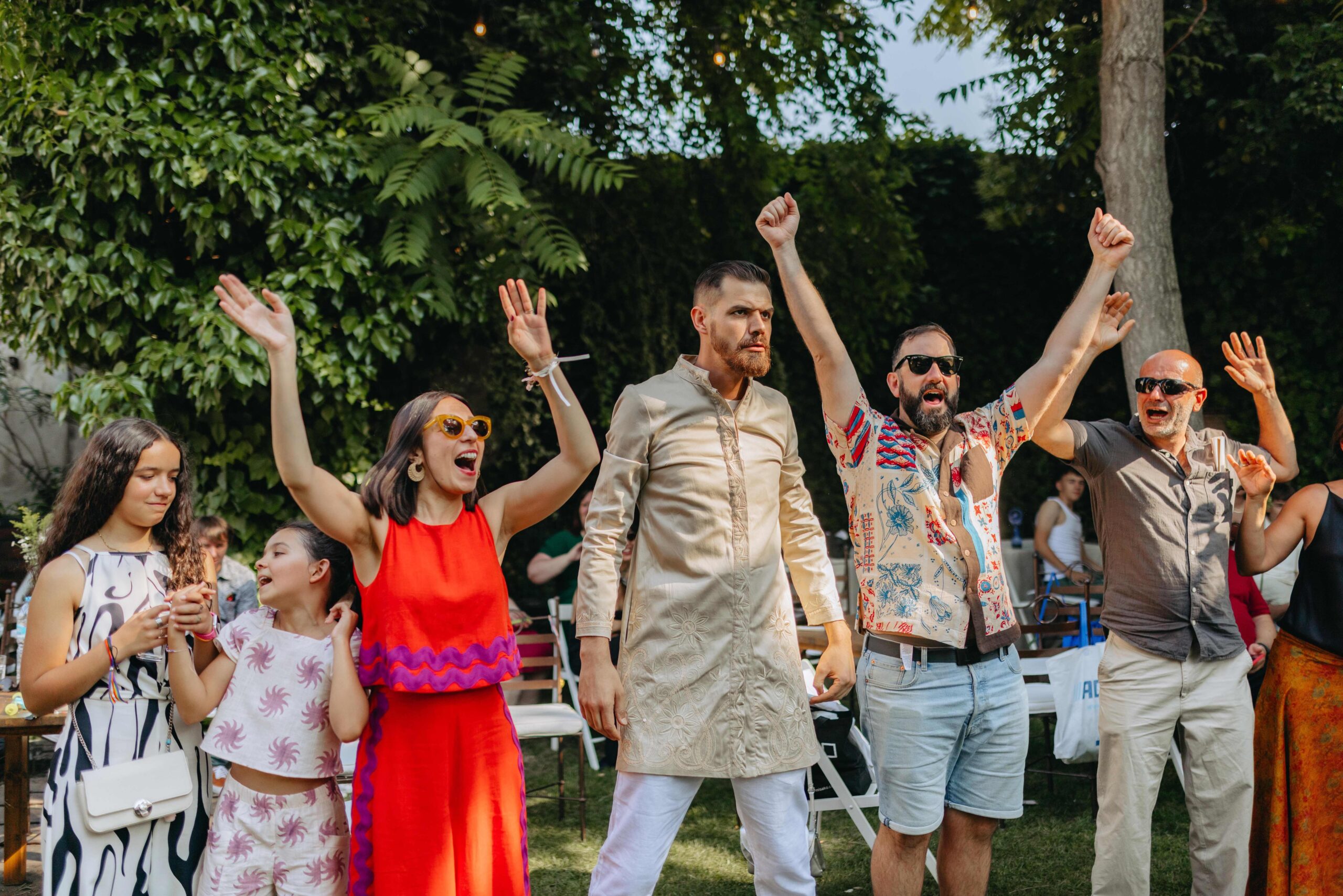 Deskarada-Eventos_organizacion-bodas_musica-para-bodas_Madrid_España_bodas-personalizadas_bodas-originales_organizacion-de-eventos_bodas-teatrales_musica-para-eventos_boda-original